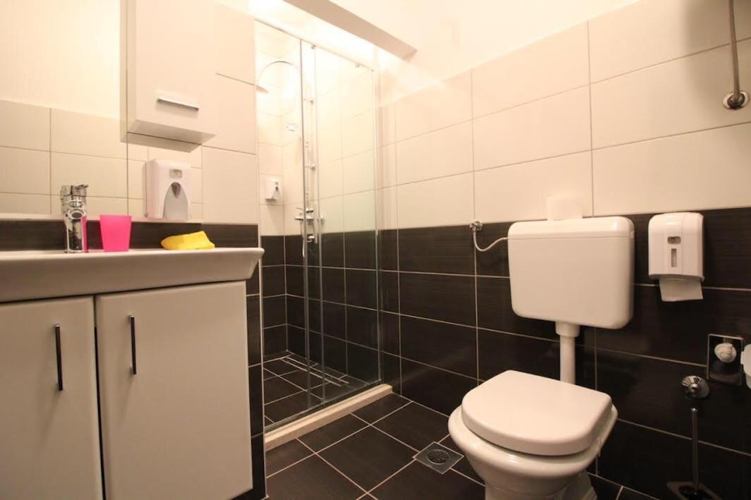 Dubrovnik - Ivanica: “Sunnyhills Apartments” With Pool Szoba fotó