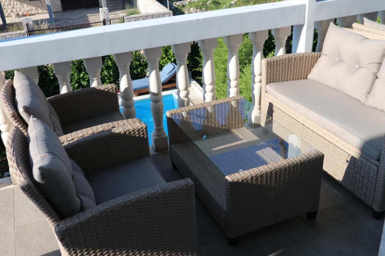 Dubrovnik - Ivanica: “Sunnyhills Apartments” With Pool Kültér fotó